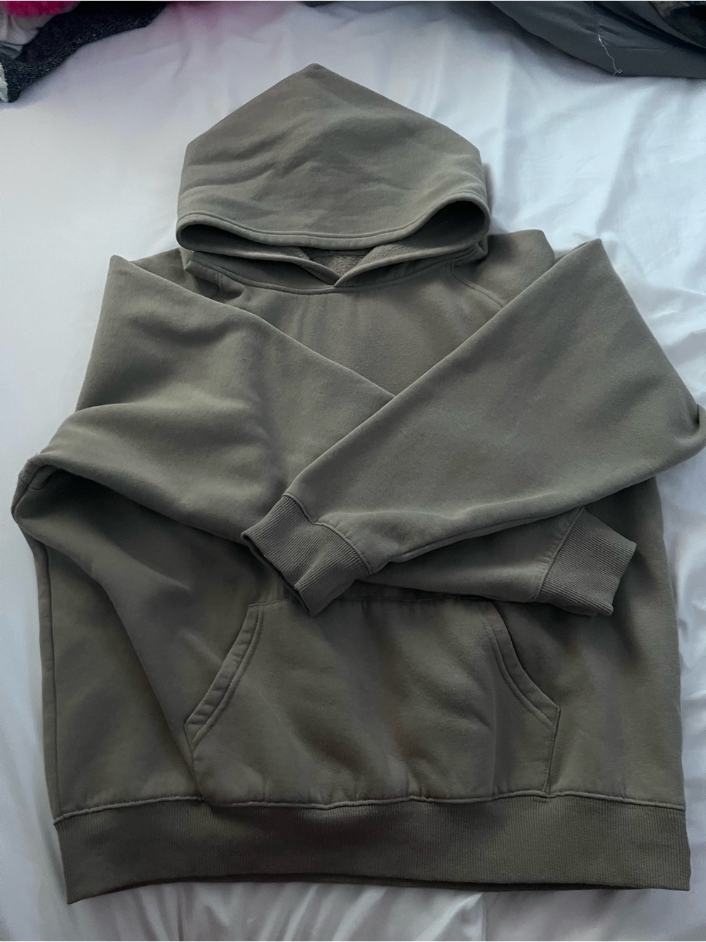 Amazon Men's Oversized Olive Hoodie - Solid Green Pullover